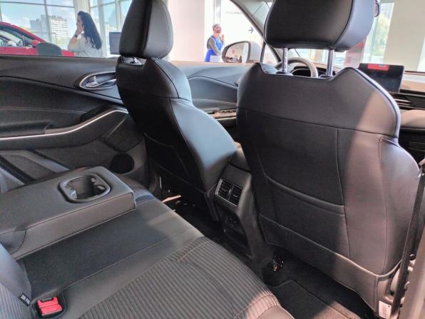 Новый Москвич 3 2026 года, цена 2 280 000 рублей, внедорожник, Автокод Объявления