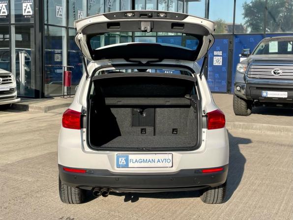 Volkswagen Tiguan I Рестайлинг с пробегом 2012 года, цена 1 190 000 рублей, 208718 км, внедорожник, Автокод Объявления