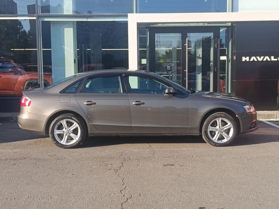 Audi A4 IV (B8) Рестайлинг Москва  - изображение 4