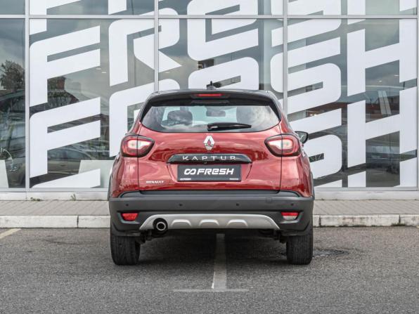 Renault Kaptur I с пробегом 2018 года, цена 1 530 000 рублей, 137609 км, внедорожник, Автокод Объявления
