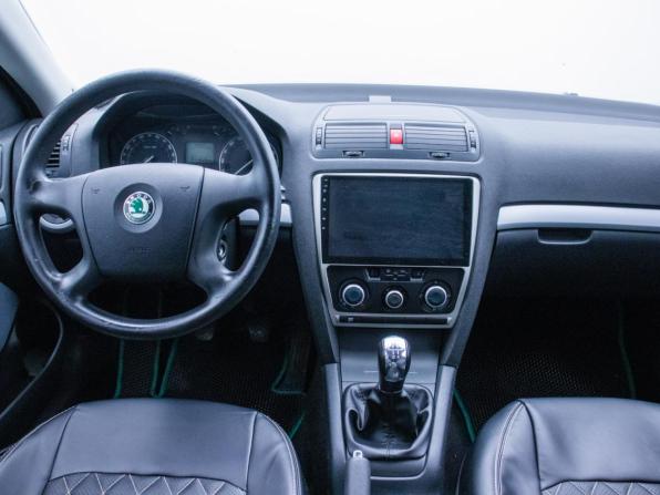 Skoda Octavia II (A5) с пробегом 2008 года, цена 448 000 рублей, 311226 км, лифтбек, Автокод Объявления