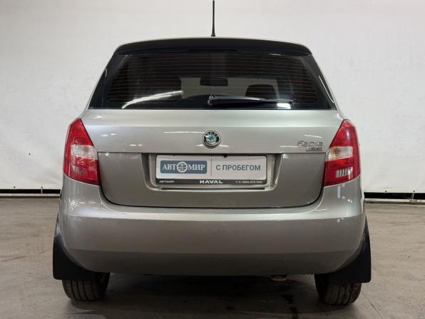 Skoda Fabia II Рестайлинг с пробегом 2011 года, цена 689 000 рублей, 118817 км, хэтчбек, Автокод Объявления