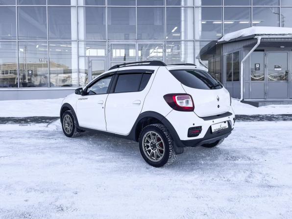 Renault Sandero II Рестайлинг с пробегом 2019 года, цена 960 000 рублей, 92581 км, хэтчбек, Автокод Объявления