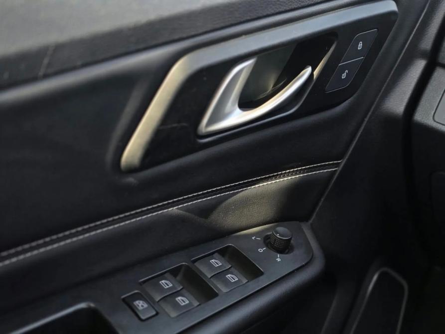FAW Besturn X40 I Санкт-Петербург  - изображение 15
