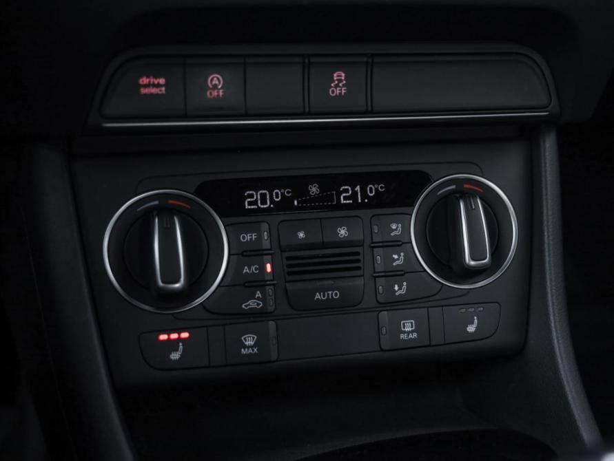 Audi Q3 I (8U) Рестайлинг Санкт-Петербург  - изображение 20