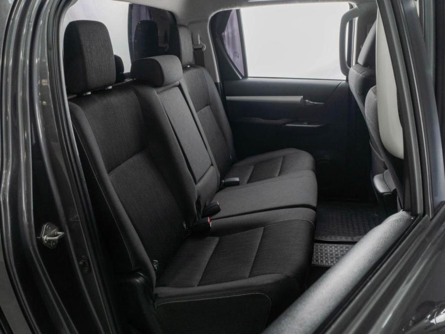Toyota Hilux VIII Рестайлинг 2 Тюмень  - изображение 7
