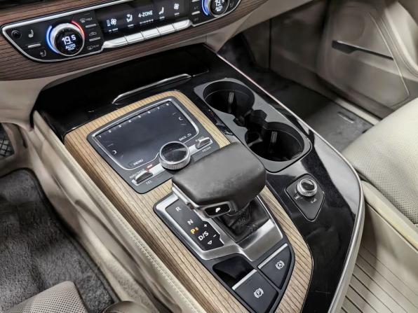 Audi Q7 II (4M) с пробегом 2017 года, цена 3 750 000 рублей, 186550 км, внедорожник, Автокод Объявления