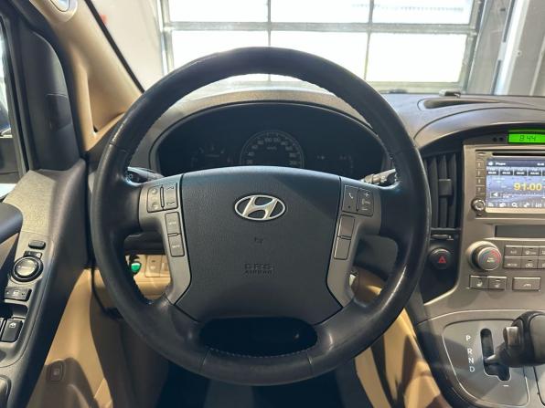 Hyundai Grand Starex I с пробегом 2008 года, цена 1 140 000 рублей, 177173 км, минивэн, Автокод Объявления
