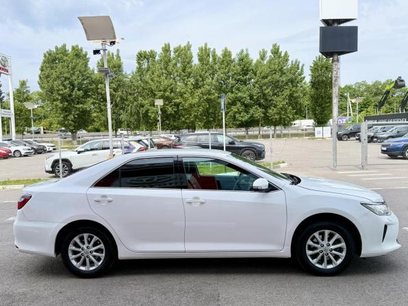 Toyota Camry VII (XV50) Рестайлинг с пробегом 2015 года, цена 1 775 000 рублей, 242414 км, седан, Автокод Объявления