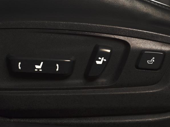 Lexus ES VI Рестайлинг с пробегом 2017 года, цена 3 349 995 рублей, 163125 км, седан, Автокод Объявления