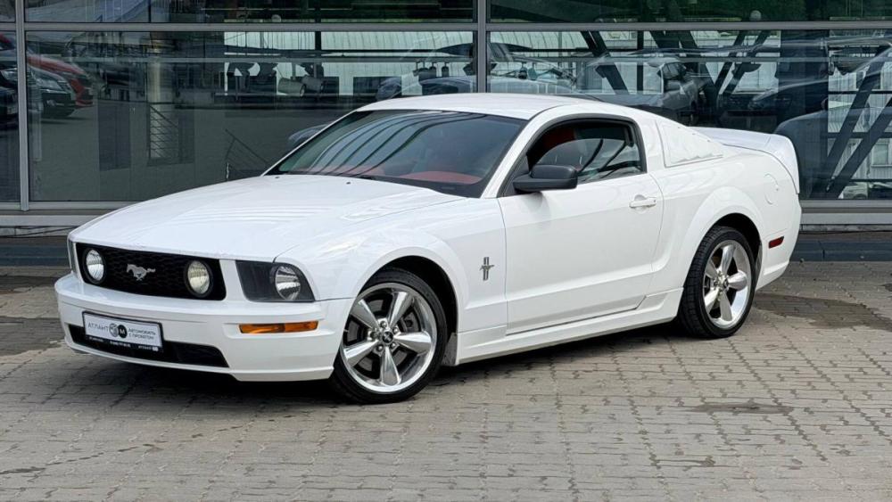 Ford Mustang V Москва  - изображение 1