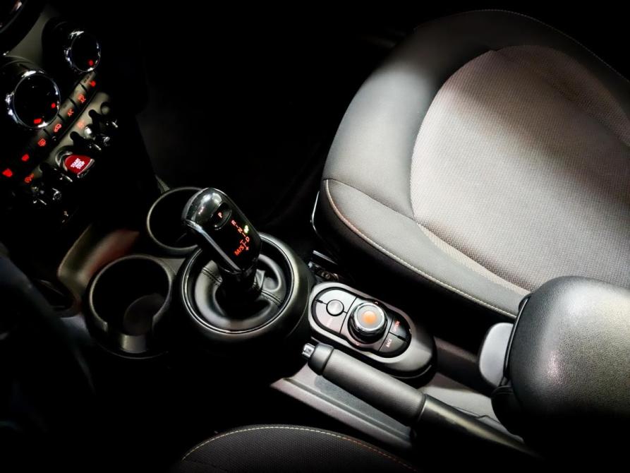 Mini Hatch III (F55/F56) Рестайлинг Москва  - изображение 26