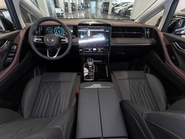 GAC Trumpchi M8 II с пробегом 2026 года, цена 5 000 000 рублей, 35 км, минивэн, Автокод Объявления