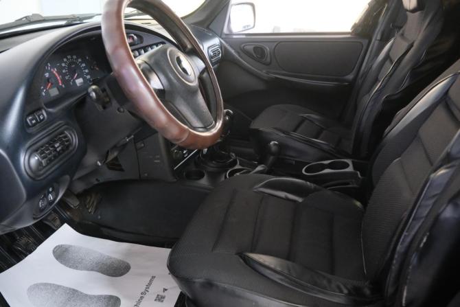 Chevrolet Niva I Рестайлинг с пробегом 2015 года, цена 799 000 рублей, 78000 км, внедорожник, Автокод Объявления
