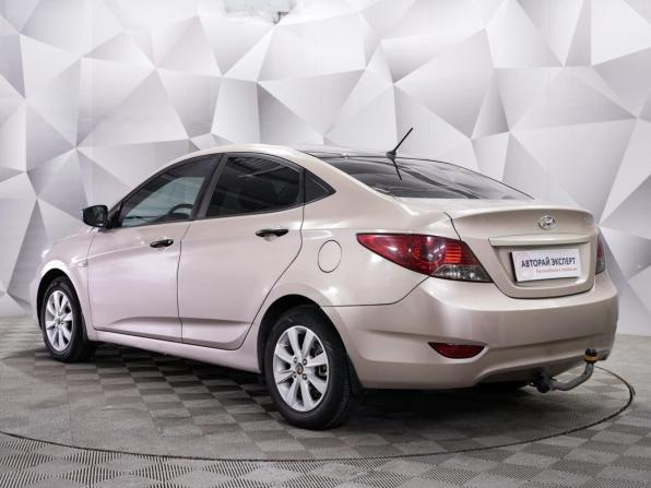 Hyundai Solaris I с пробегом 2013 года, цена 717 000 рублей, 189000 км, седан, Автокод Объявления