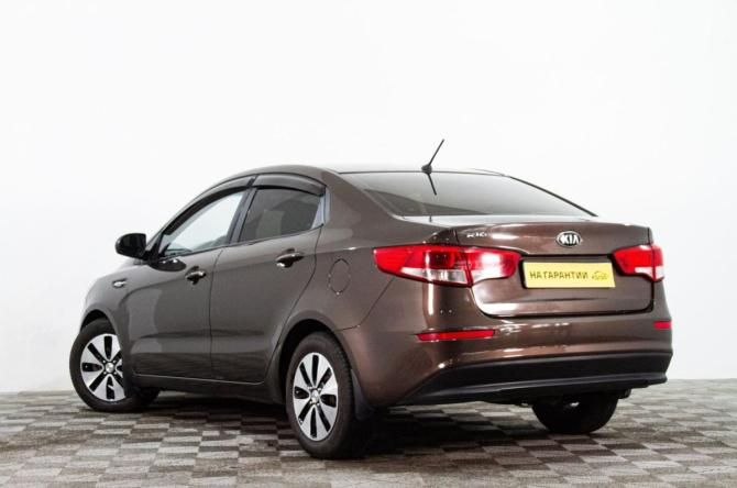 Kia Rio III Рестайлинг с пробегом 2015 года, цена 1 049 000 рублей, 203000 км, седан, Автокод Объявления