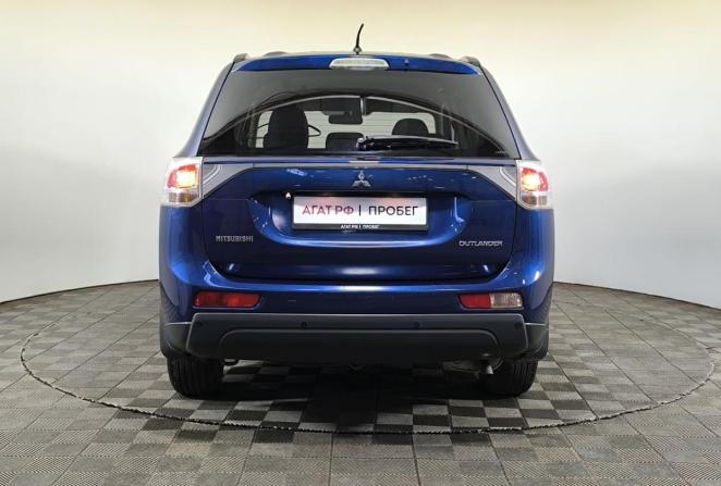 Mitsubishi Outlander II Рестайлинг с пробегом 2013 года, цена 1 460 000 рублей, 130664 км, внедорожник, Автокод Объявления