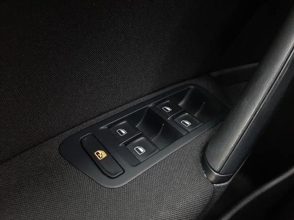 Volkswagen Golf VII с пробегом 2013 года, цена 940 000 рублей, 169266 км, хэтчбек, Автокод Объявления