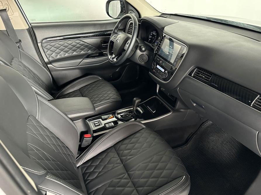Mitsubishi Outlander III Рестайлинг 3 Москва  - изображение 9