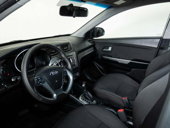 Kia Rio III Рестайлинг с пробегом 2017 года, цена 1 008 000 рублей, 184750 км, седан, Автокод Объявления