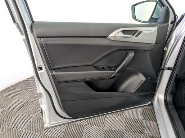 Volkswagen Taos I с пробегом 2021 года, цена 2 210 000 рублей, 76840 км, внедорожник, Автокод Объявления