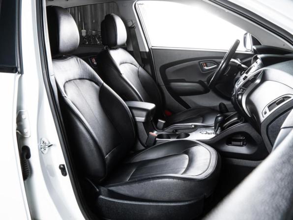 Hyundai ix35 I Рестайлинг с пробегом 2015 года, цена 1 560 000 рублей, 130499 км, внедорожник, Автокод Объявления