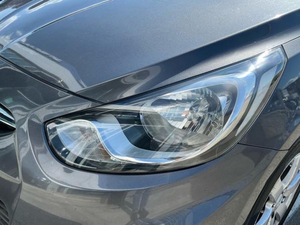 Hyundai Solaris I с пробегом 2012 года, цена 619 000 рублей, 221000 км, седан, Автокод Объявления
