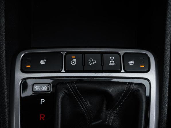 Hyundai Creta I с пробегом 2018 года, цена 1 860 000 рублей, 187710 км, внедорожник, Автокод Объявления