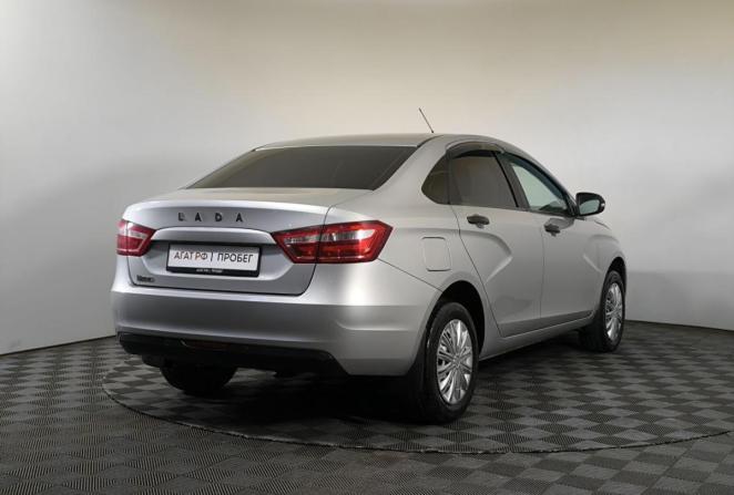 Lada (ВАЗ) Vesta I с пробегом 2021 года, цена 970 000 рублей, 107144 км, седан, Автокод Объявления