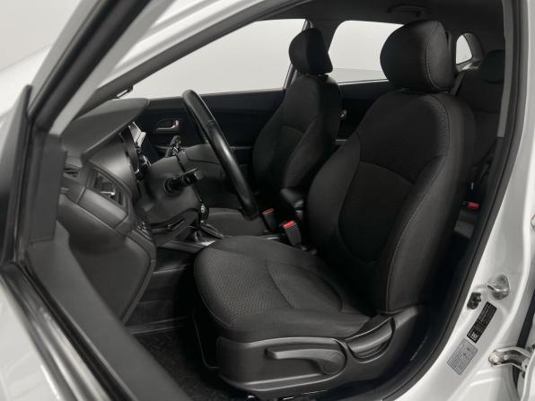 Kia Rio III Рестайлинг с пробегом 2016 года, цена 1 149 900 рублей, 94369 км, хэтчбек, Автокод Объявления