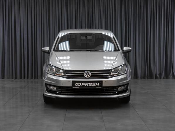 Volkswagen Polo V Рестайлинг с пробегом 2018 года, цена 1 169 000 рублей, 94740 км, седан, Автокод Объявления