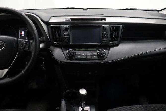 Toyota RAV4 IV (XA40) Рестайлинг с пробегом 2017 года, цена 2 092 000 рублей, 187704 км, внедорожник, Автокод Объявления