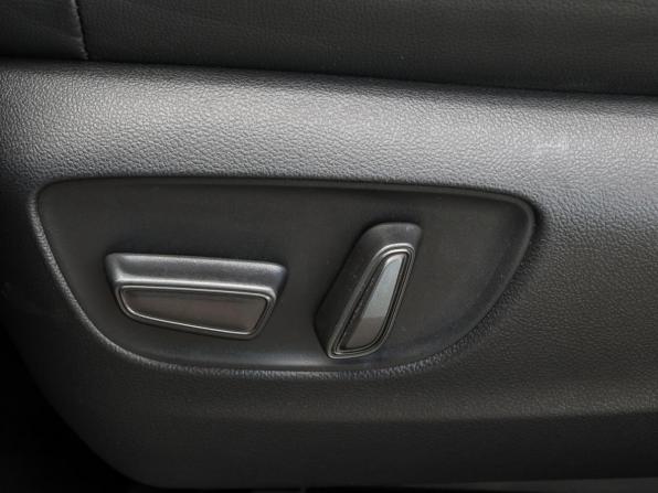 Toyota Land Cruiser Prado 250 Series с пробегом 2024 года, цена 7 650 000 рублей, 15000 км, внедорожник, Автокод Объявления