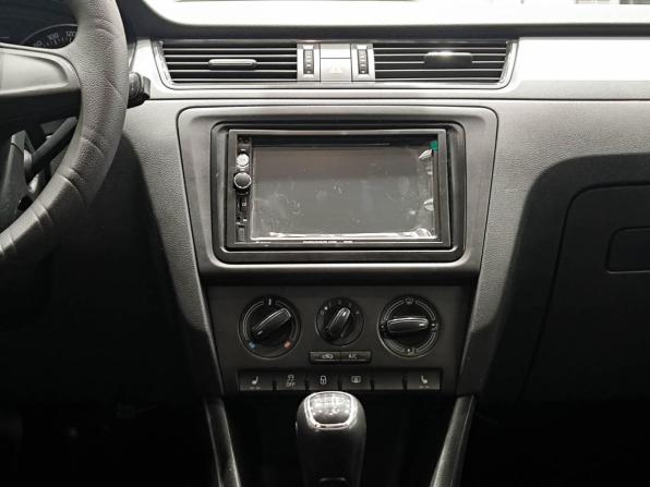 Skoda Rapid I с пробегом 2016 года, цена 1 080 000 рублей, 89386 км, лифтбек, Автокод Объявления