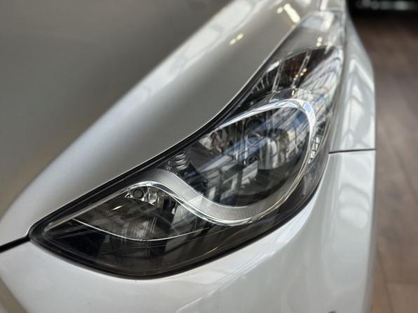Hyundai Elantra V (MD) с пробегом 2012 года, цена 719 000 рублей, 265717 км, седан, Автокод Объявления
