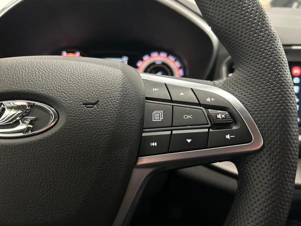 Lada (ВАЗ) Vesta I Рестайлинг (NG) с пробегом 2023 года, цена 1 229 000 рублей, 27168 км, седан, Автокод Объявления