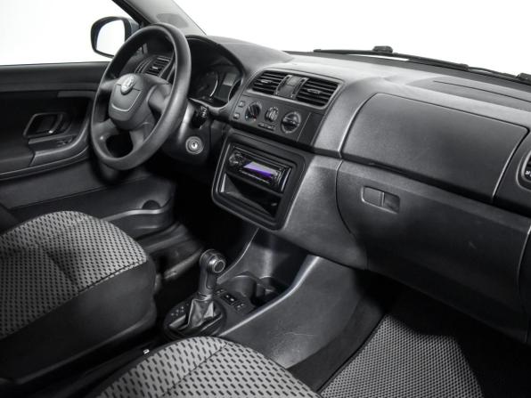 Skoda Fabia II Рестайлинг с пробегом 2012 года, цена 599 000 рублей, 185352 км, хэтчбек, Автокод Объявления