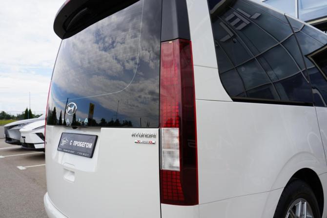 Hyundai Staria I с пробегом 2021 года, цена 4 833 000 рублей, 32000 км, минивэн, Автокод Объявления