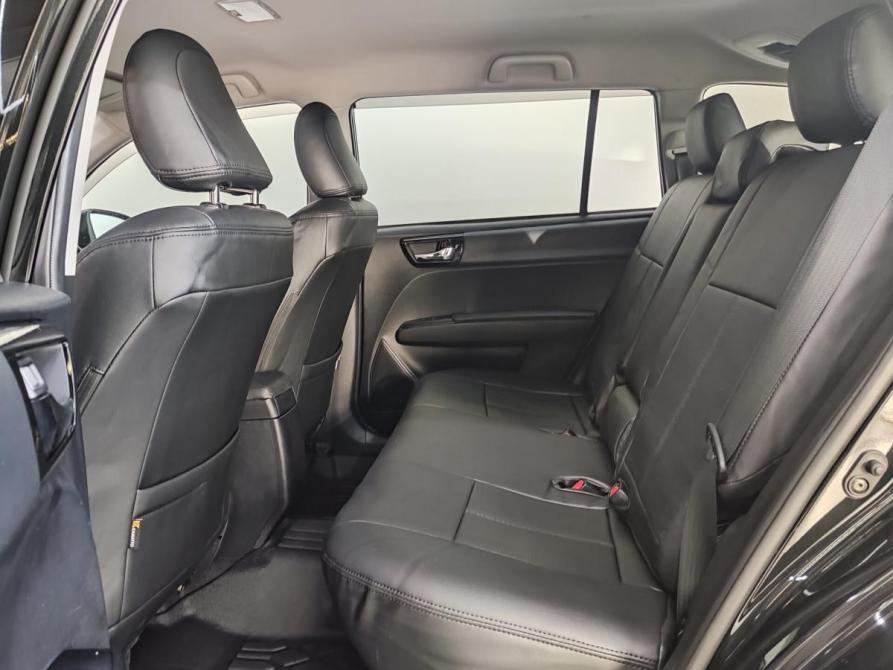 Toyota Corolla XI (E160 E170) Рестайлинг 2 Барнаул  - изображение 17