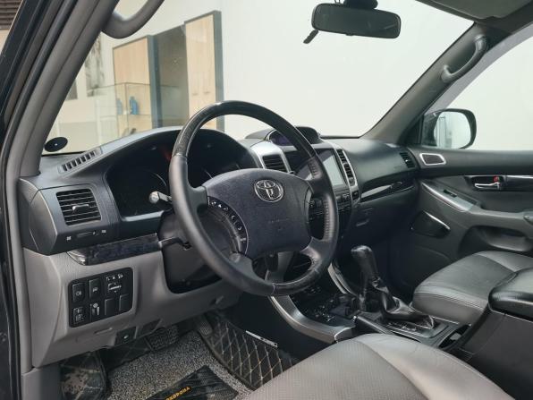 Toyota Land Cruiser Prado 120 Series Рестайлинг с пробегом 2008 года, цена 2 490 000 рублей, 287003 км, внедорожник, Автокод Объявления