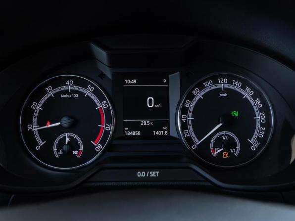 Skoda Octavia III (A7) Рестайлинг с пробегом 2018 года, цена 1 874 000 рублей, 184856 км, лифтбек, Автокод Объявления