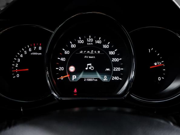 Kia Ceed II Рестайлинг с пробегом 2018 года, цена 1 300 000 рублей, 215836 км, универсал, Автокод Объявления