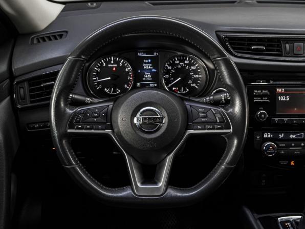 Nissan Rogue II Рестайлинг с пробегом 2017 года, цена 1 940 000 рублей, 150977 км, внедорожник, Автокод Объявления