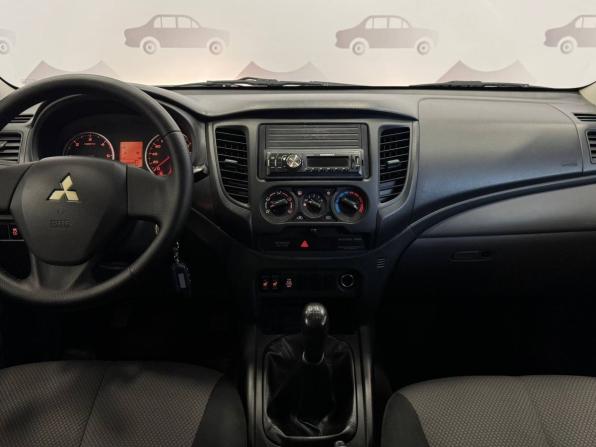 Mitsubishi L200 V с пробегом 2016 года, цена 1 575 000 рублей, 186975 км, offers.body_type.unknown, Автокод Объявления