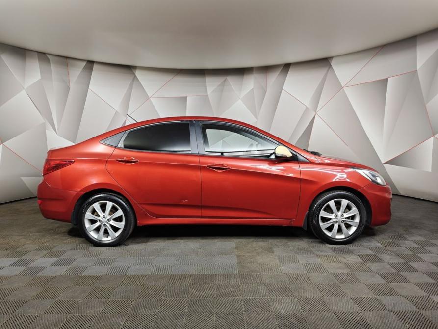 Hyundai Solaris I Москва  - изображение 6