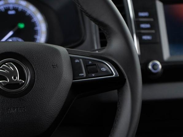 Skoda Karoq I с пробегом 2020 года, цена 2 344 444 рубля, 90980 км, внедорожник, Автокод Объявления