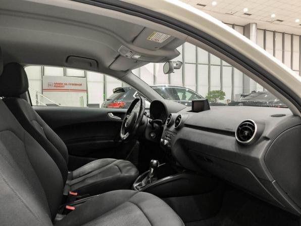 Audi A1 I (8X) с пробегом 2012 года, цена 750 000 рублей, 182653 км, хэтчбек, Автокод Объявления
