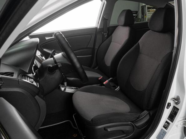 Hyundai Solaris I с пробегом 2013 года, цена 869 000 рублей, 194681 км, седан, Автокод Объявления