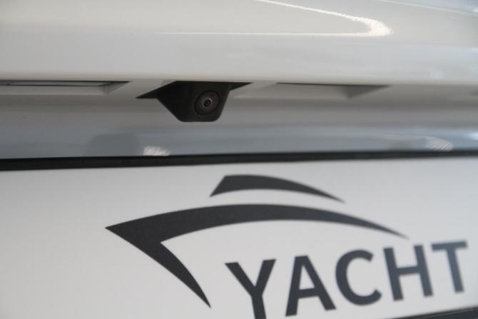 Forthing Yacht с пробегом 2024 года, цена 2 699 000 рублей, 40 км, минивэн, Автокод Объявления