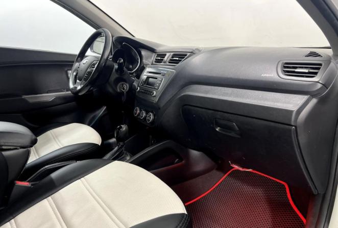 Kia Rio IV с пробегом 2017 года, цена 879 000 рублей, 149456 км, седан, Автокод Объявления